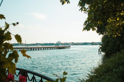 AI-generated travel thumbnail for Zürich